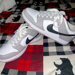 woman's nike dunks, lottery edition!